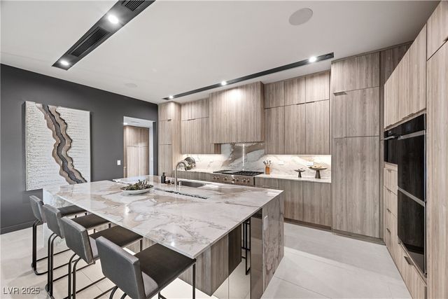 7070 Nomi Court, Las Vegas, NV 89120