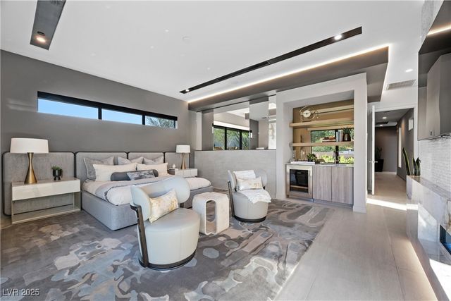 7070 Nomi Court, Las Vegas, NV 89120