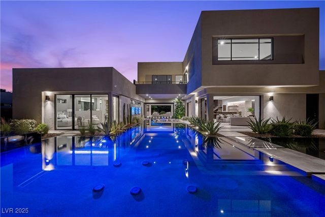 7070 Nomi Court, Las Vegas, NV 89120