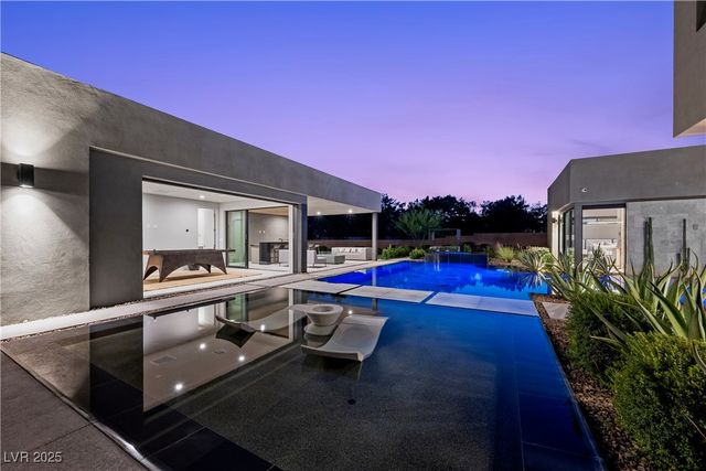 7070 Nomi Court, Las Vegas, NV 89120