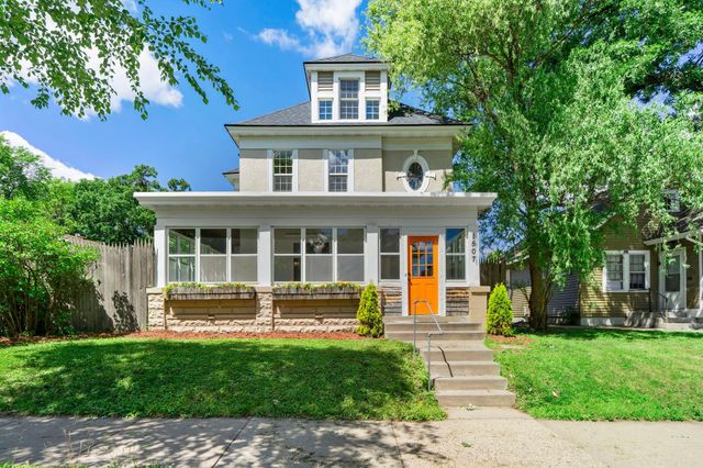 1507 Girard Avenue N, Minneapolis, MN 55411