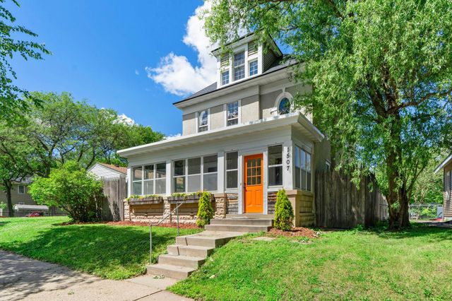 1507 Girard Avenue N, Minneapolis, MN 55411