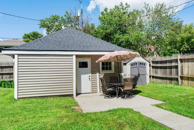 1507 Girard Avenue N, Minneapolis, MN 55411