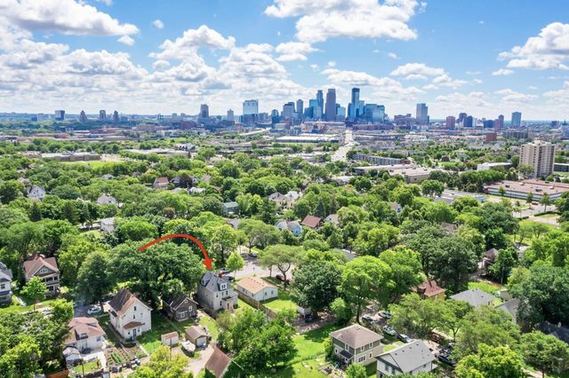 1507 Girard Avenue N, Minneapolis, MN 55411