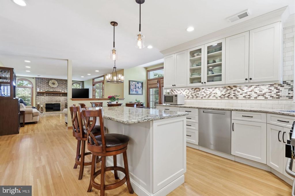29 HAVERFORD RD, PRINCETON JUNCTION, NJ 08550 — photo 2