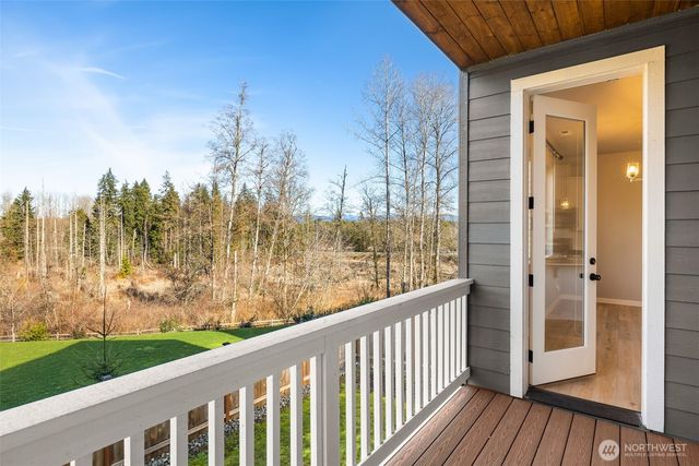 8761 69th Place NE, Marysville, WA 98270