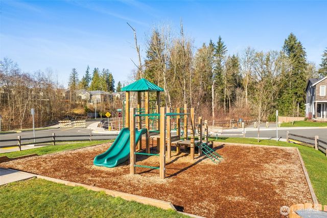 8761 69th Place NE, Marysville, WA 98270