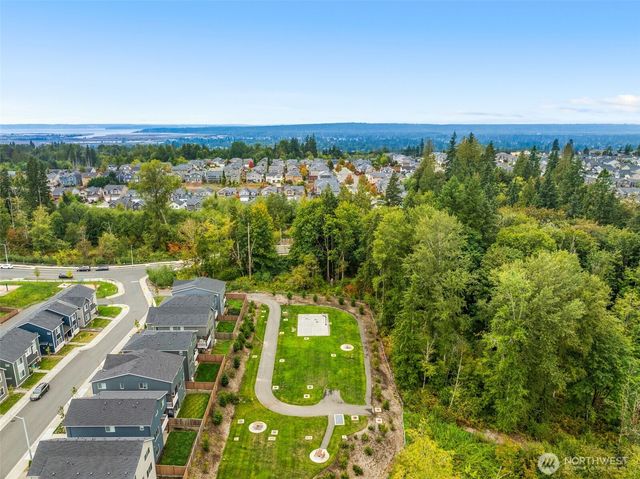 8761 69th Place NE, Marysville, WA 98270