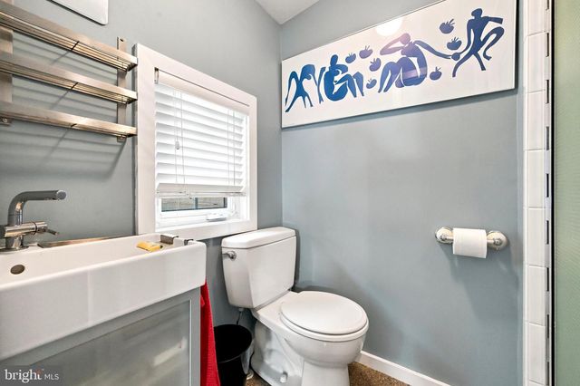 8125 SHAWNEE ST, Philadelphia, PA 19118