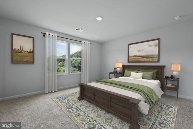 93 EMPIRE LN, Charles Town, WV 25414