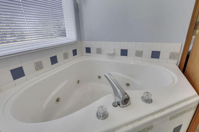 10490 Foody Road, London, OH 43140