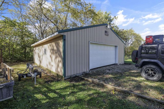 10490 Foody Road, London, OH 43140