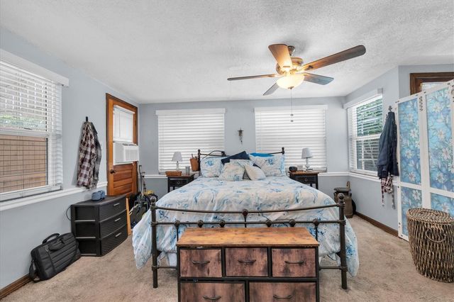 3227 48TH AVENUE N, St Petersburg, FL 33714