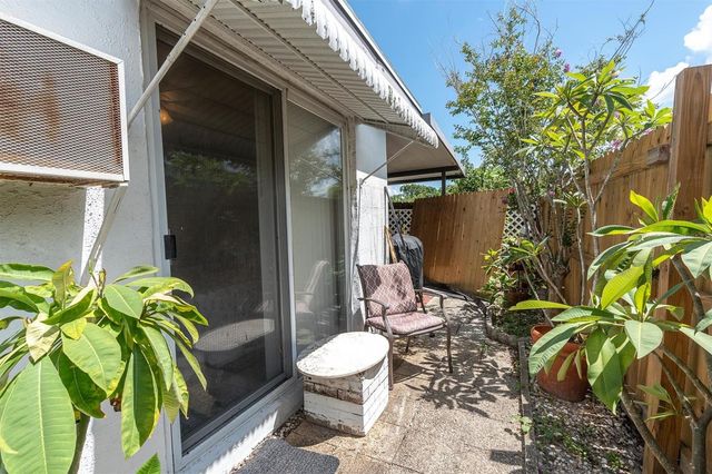 3227 48TH AVENUE N, St Petersburg, FL 33714