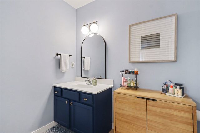 10108 Castle Creek Circle, Galesburg, MI 49053