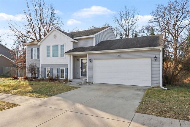 10108 Castle Creek Circle, Galesburg, MI 49053