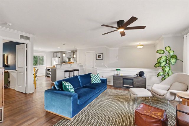 10108 Castle Creek Circle, Galesburg, MI 49053