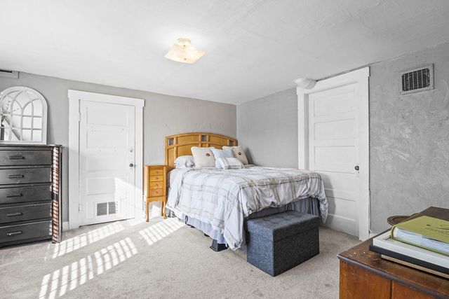 402 W 4th Street, London, KY 40741