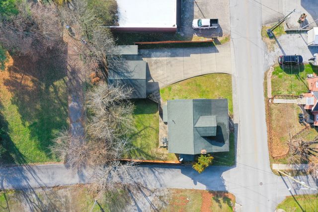 402 W 4th Street, London, KY 40741