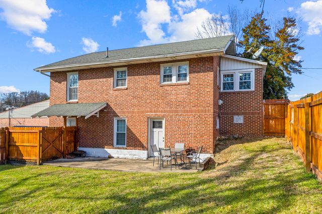 402 W 4th Street, London, KY 40741