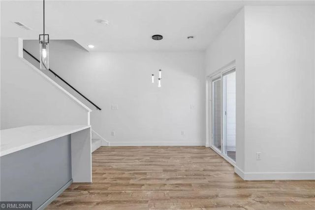 425 W 8th Street #23, New Richmond, WI 54017