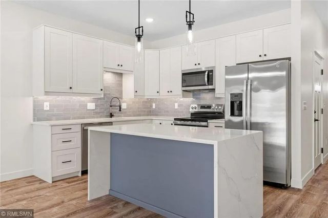 425 W 8th Street #23, New Richmond, WI 54017