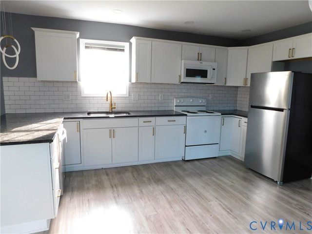 706 Rome St, Petersburg, VA 23803