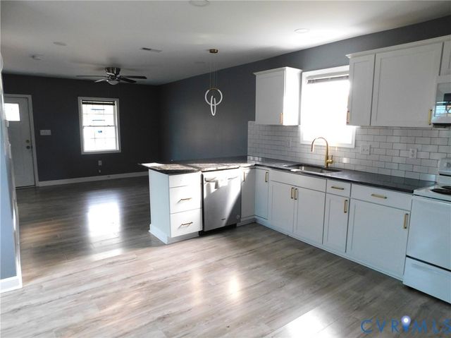 706 Rome St, Petersburg, VA 23803