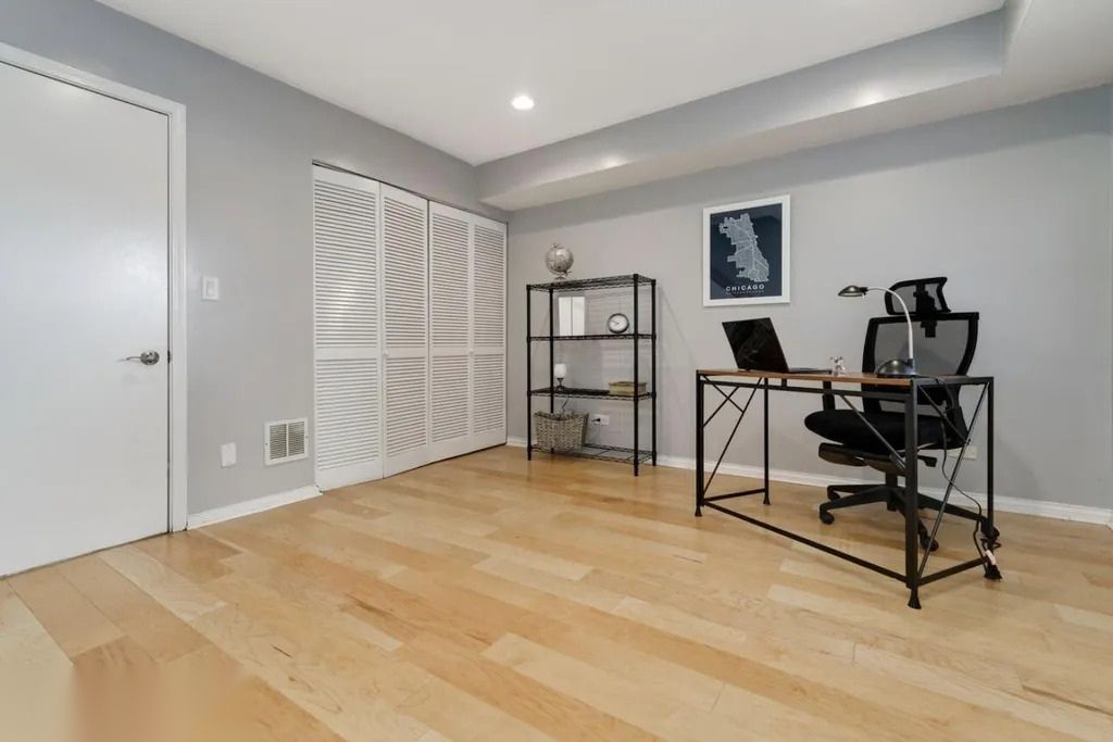 1540 N Greenview Avenue F, Chicago, IL 60642 — photo 4