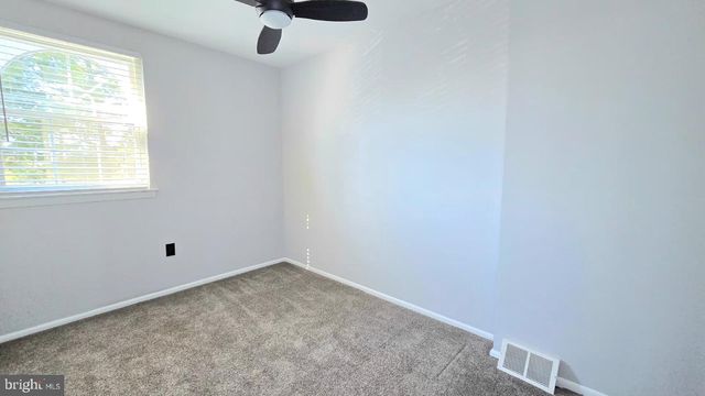 4214 CARTERET DR, Philadelphia, PA 19114