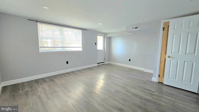 4214 CARTERET DR, Philadelphia, PA 19114