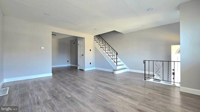 4214 CARTERET DR, Philadelphia, PA 19114