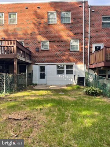 4214 CARTERET DR, Philadelphia, PA 19114