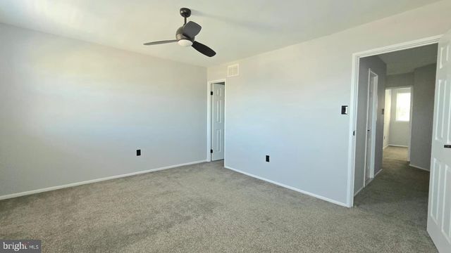 4214 CARTERET DR, Philadelphia, PA 19114