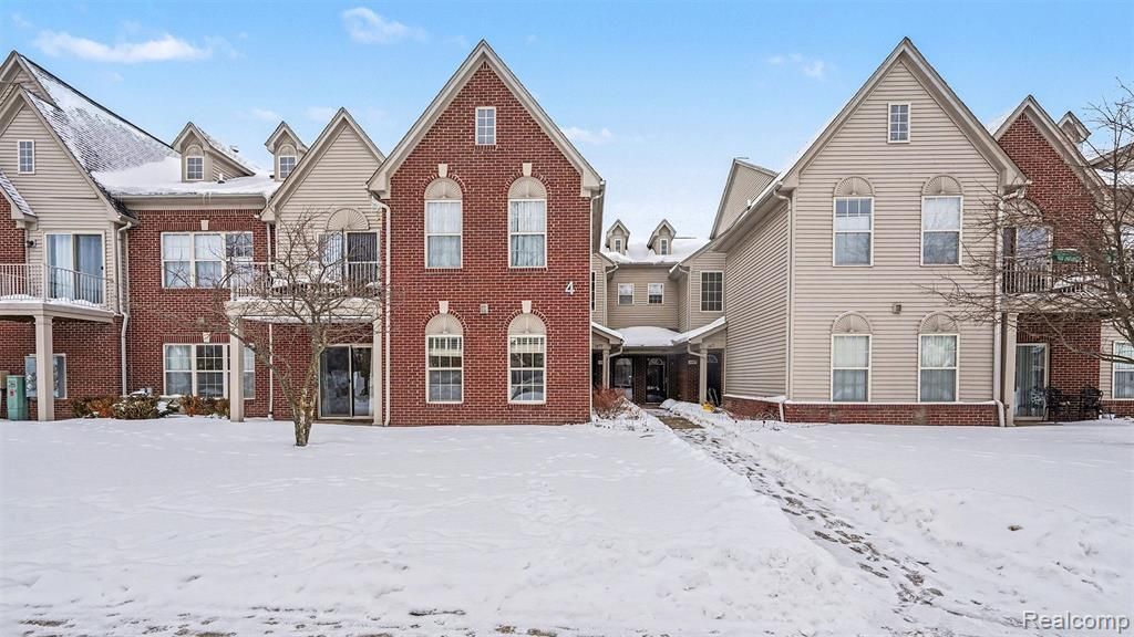 1577 Addington Lane, Ann Arbor, MI 48108