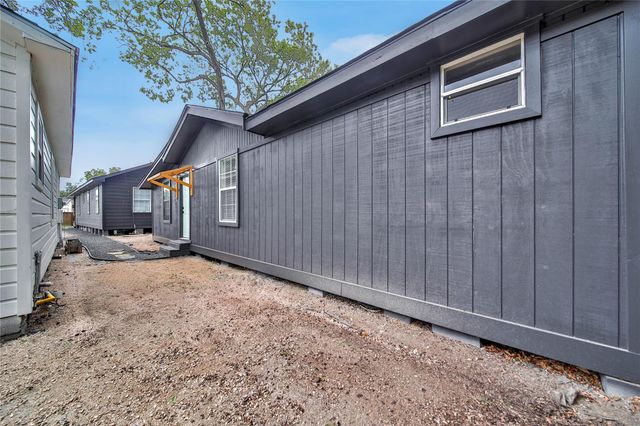 1710 Shelby Street A, Houston, TX 77009