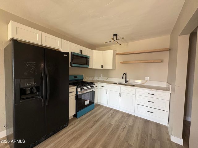 2624 W SAN MIGUEL Avenue A, Phoenix, AZ 85017