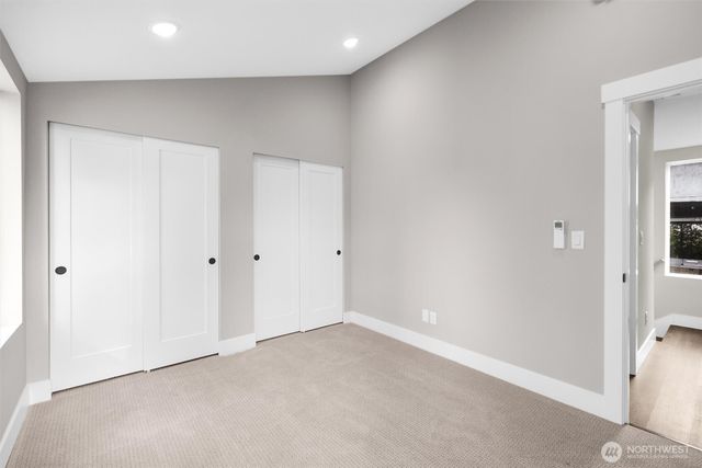 503 NE 42nd Street, Seattle, WA 98105