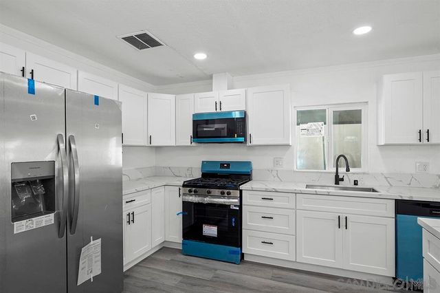 13655 Highway 8 Business SPC 24, El Cajon, CA 92021