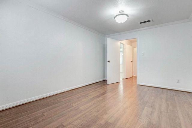 7400 Bellerive Drive 502, Houston, TX 77036