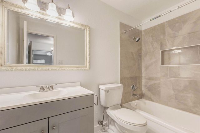 7400 Bellerive Drive 502, Houston, TX 77036