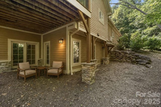 168 Chattooga Run, Hendersonville, NC 28739