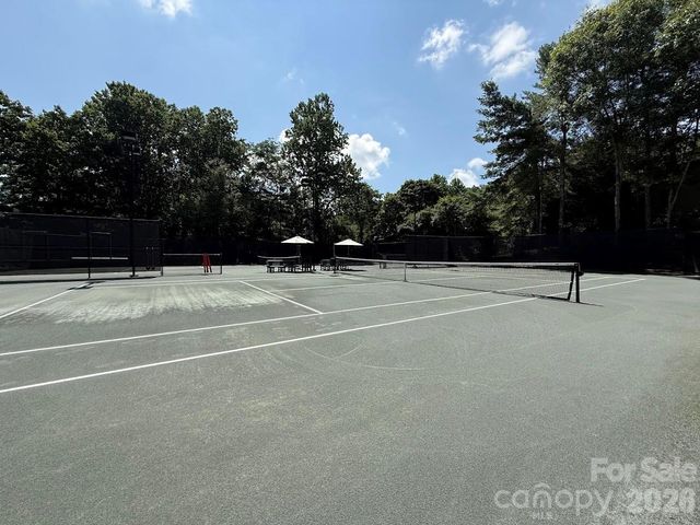 168 Chattooga Run, Hendersonville, NC 28739
