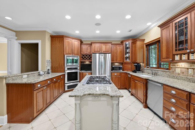 168 Chattooga Run, Hendersonville, NC 28739