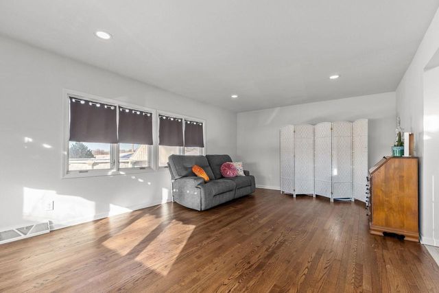 N1231 COUNTY RD V, Campbellsport, WI 53010