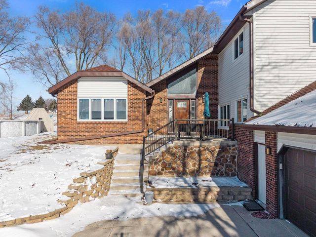 N1231 COUNTY RD V, Campbellsport, WI 53010