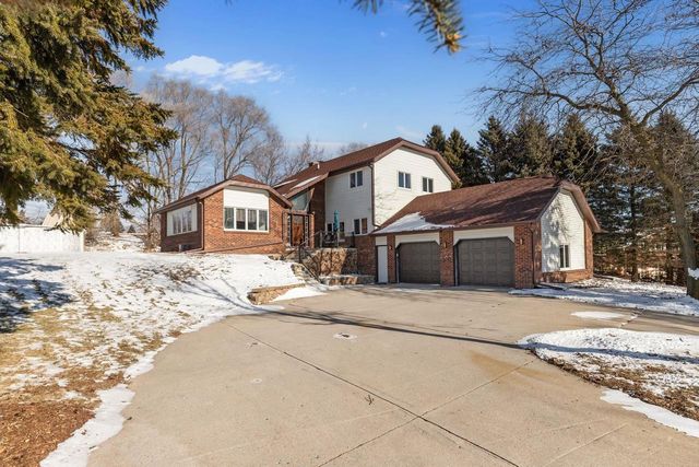 N1231 COUNTY RD V, Campbellsport, WI 53010