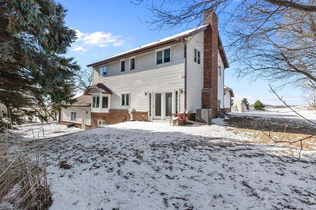 N1231 COUNTY RD V, Campbellsport, WI 53010