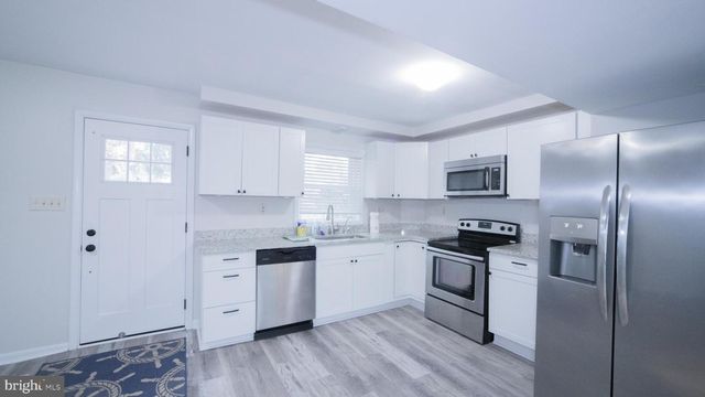 593 RIVERSIDE DR, Pasadena, MD 21122