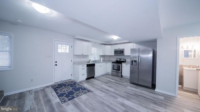 593 RIVERSIDE DR, Pasadena, MD 21122